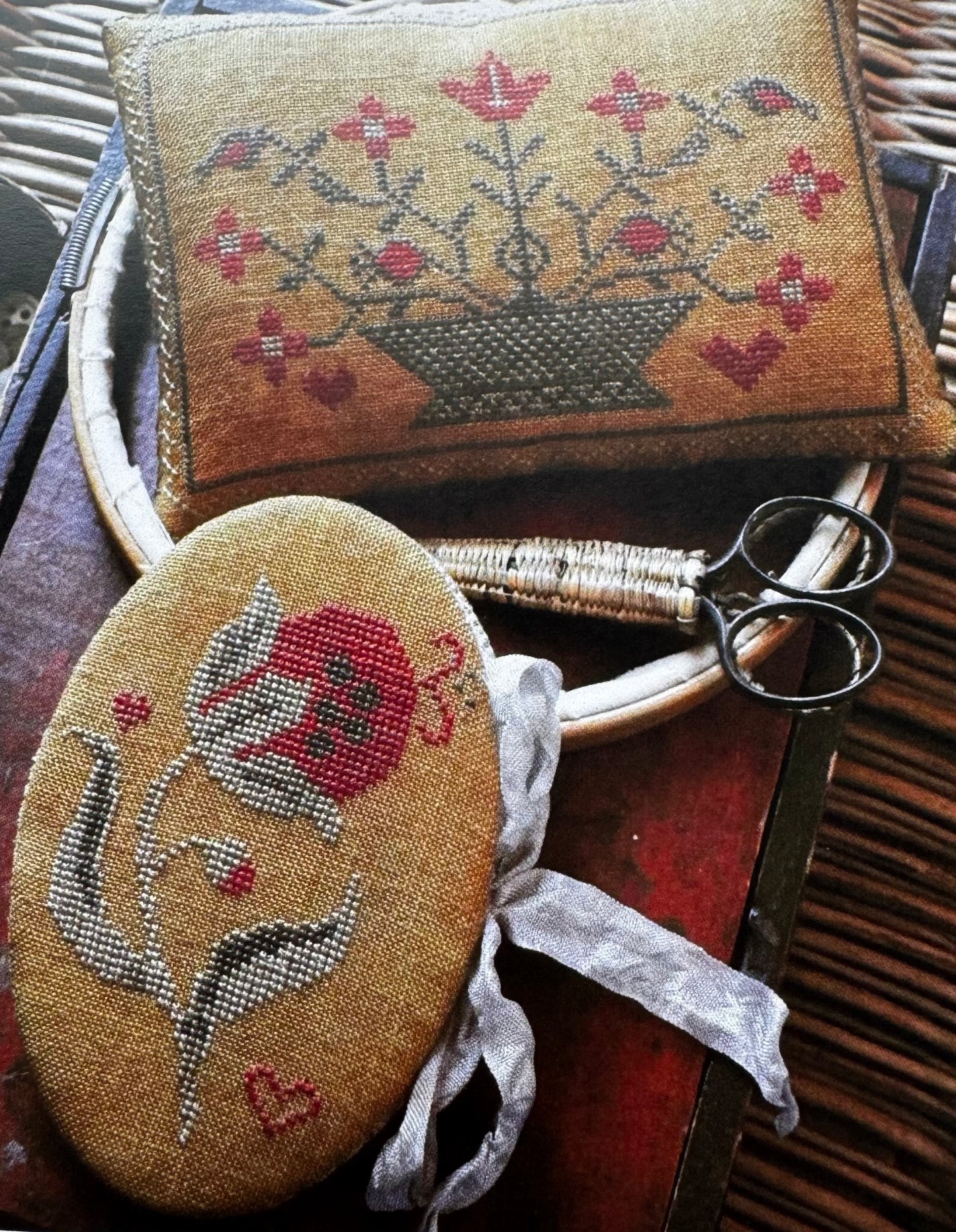 Summer Pomegranate Needle Book & Pinkeep