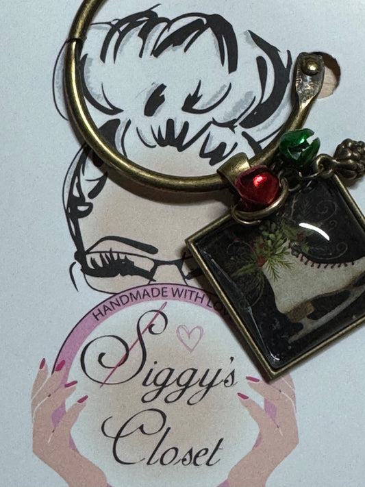 Holiday Thread Keeps