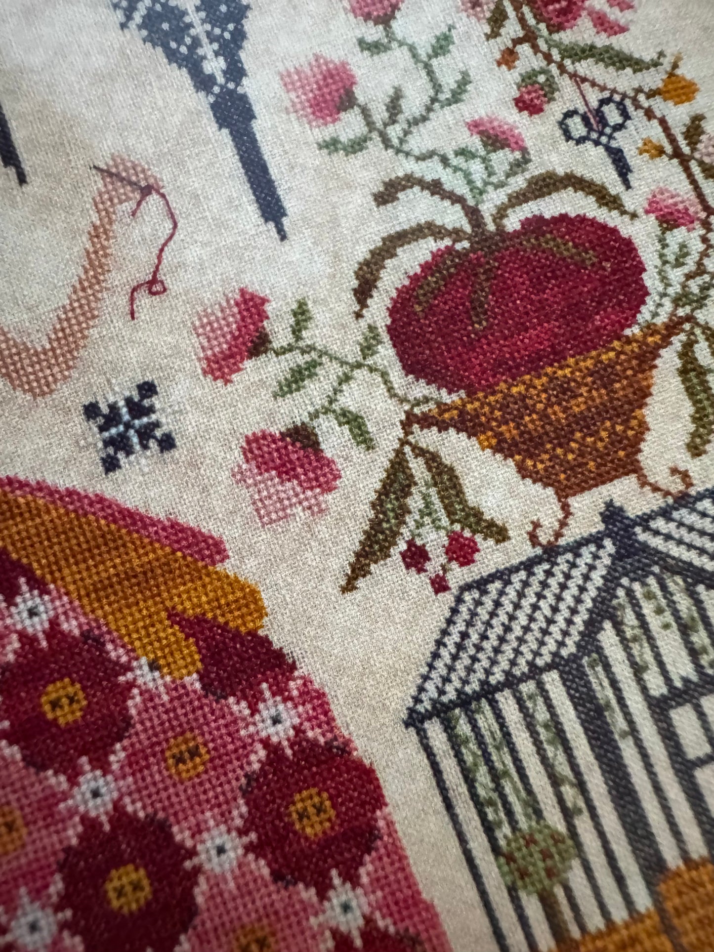 Stitching Maiden; Quaint Rose Needlearts