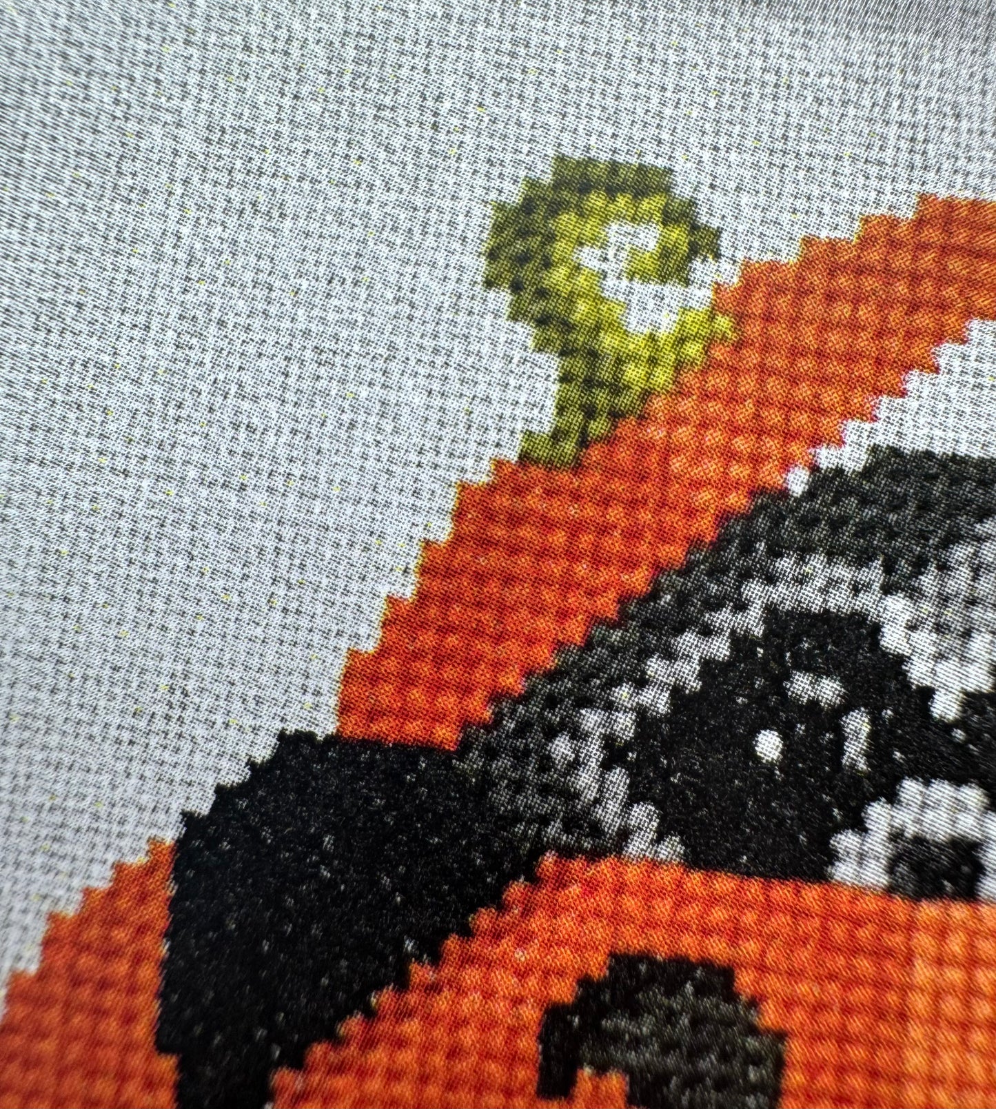 Snack-o-Lantern; Boomerang Stitches