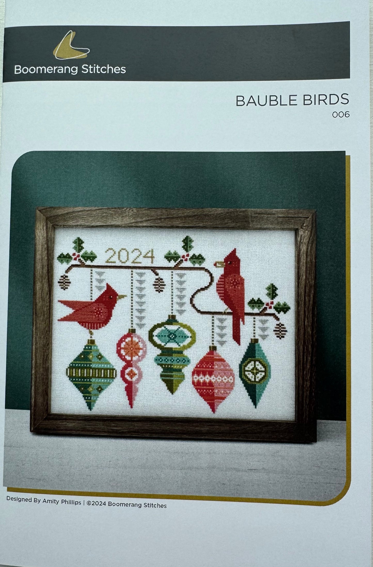 Bauble Birds; Boomerang Stitches