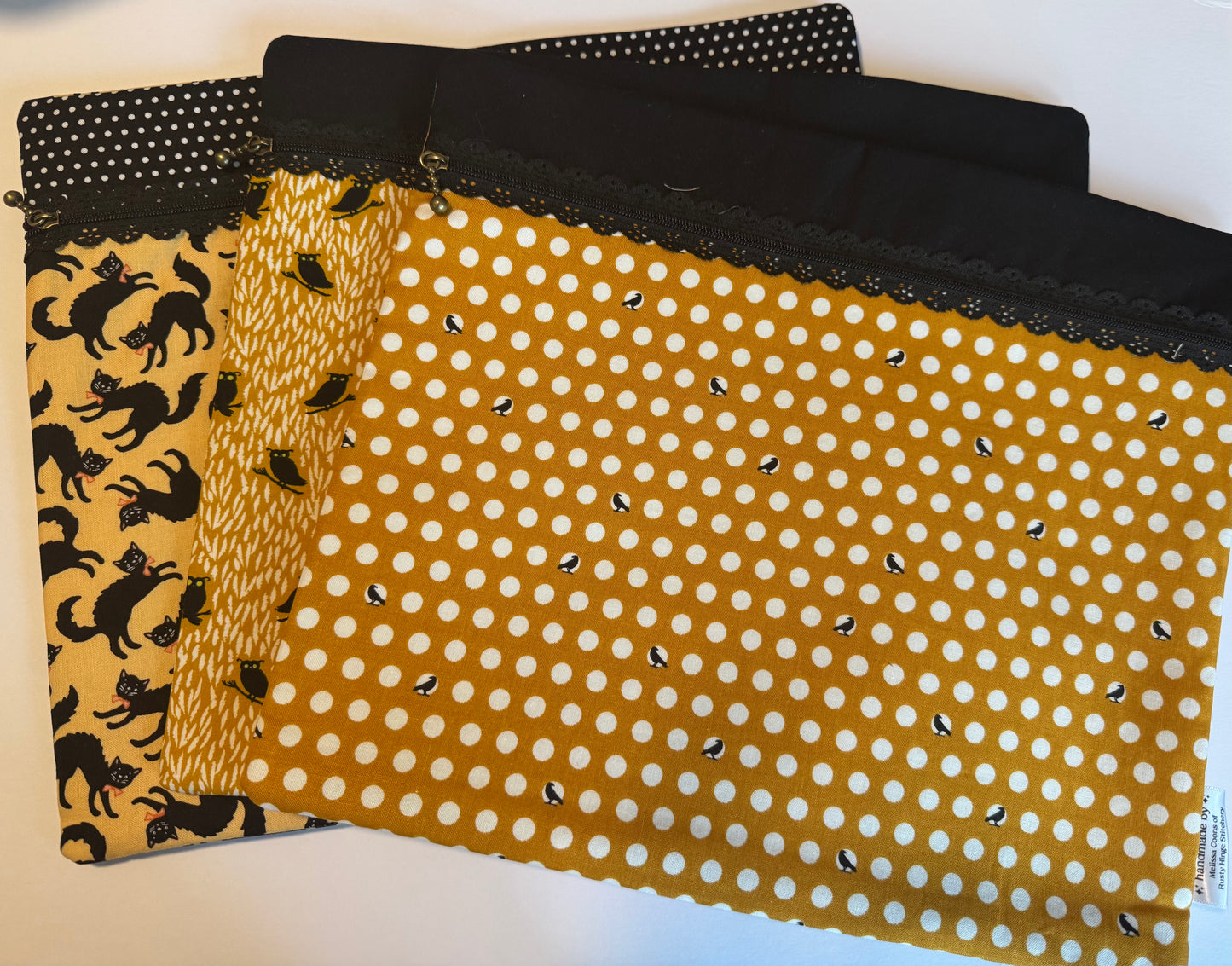 Halloween Project Bags by The Rusty Hinge Stitchery