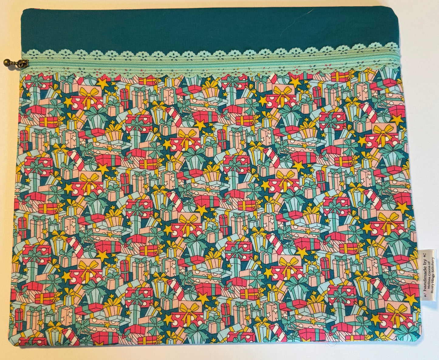 Project Bags by The Rusty Hinge Stitchery