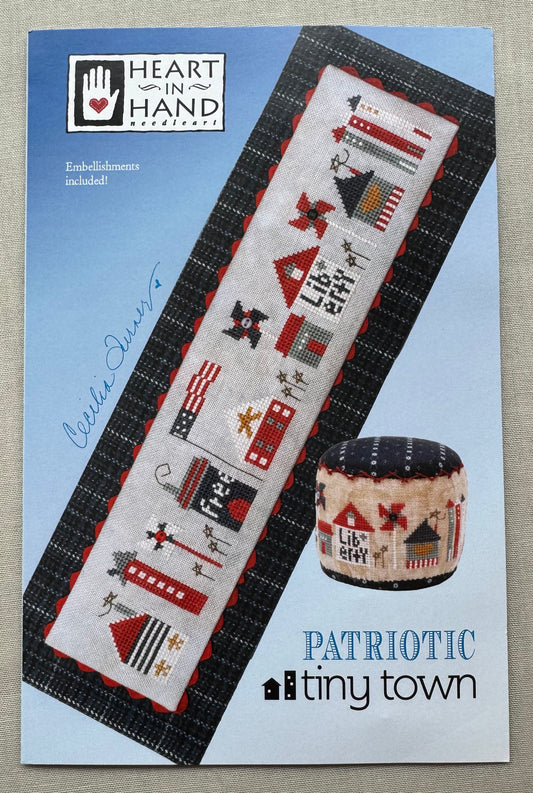 Patriotic Tiny Town; Heart in Hand