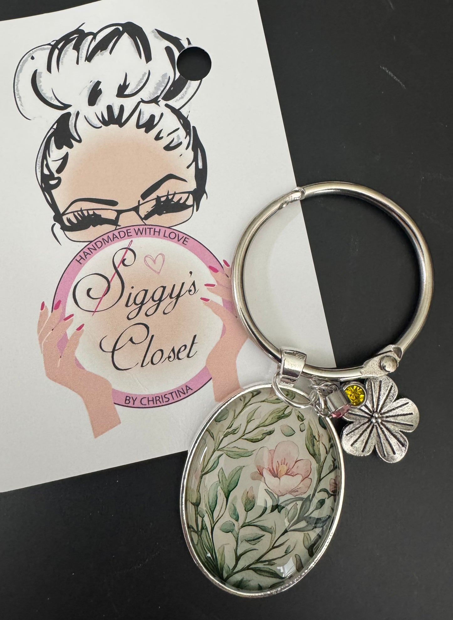 Oval Floral Thread Keep