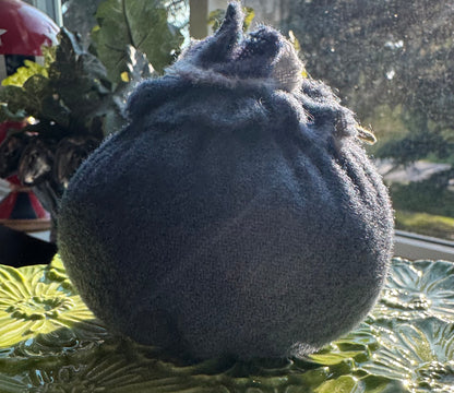 Blueberry Pin Keep