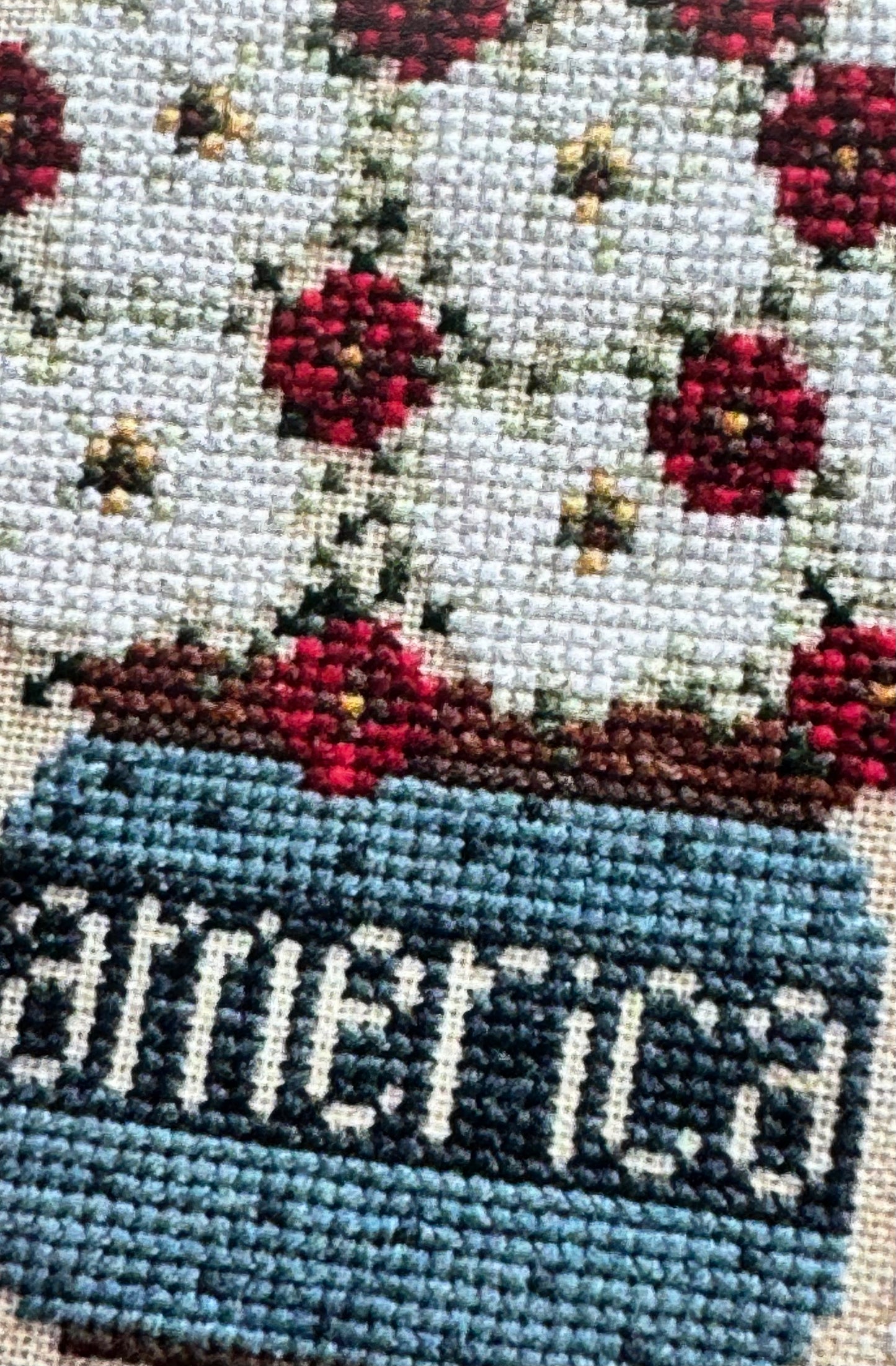 Patriotic Petunias; Sweet Wing Studio