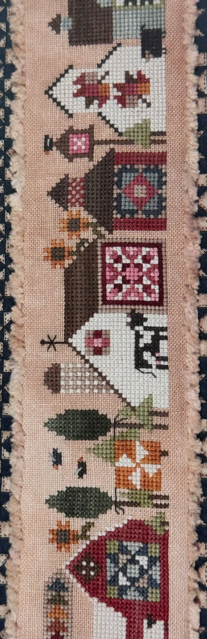 Quilted Tiny Town; Heart In Hand