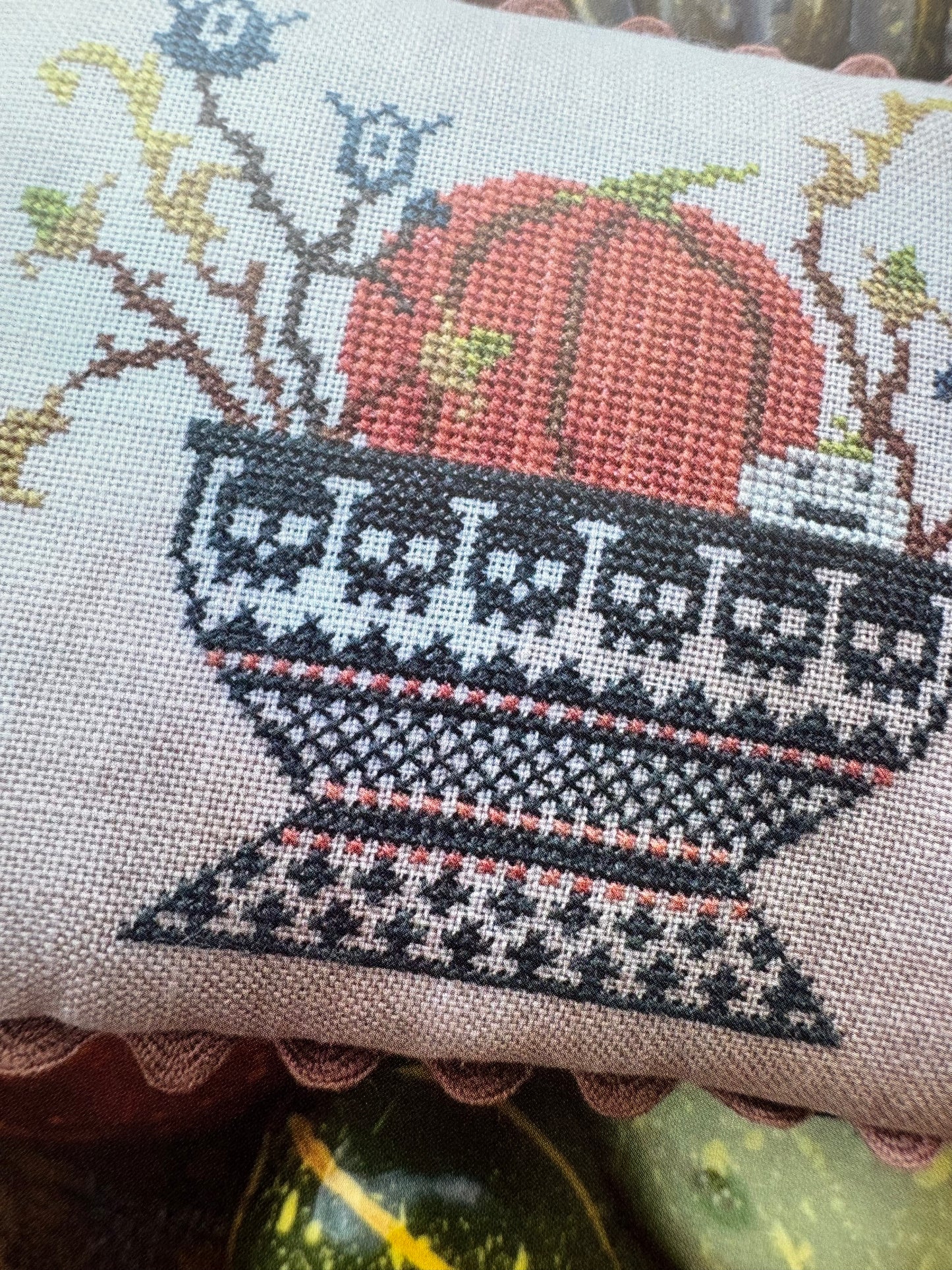 Oona's Urn; Rebel Stitcher Design