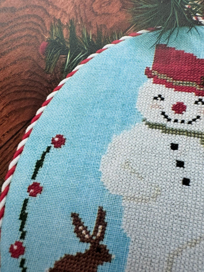 Snowy Friends; Rebel Stitcher Designs
