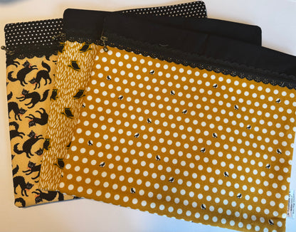 Halloween Project Bags by The Rusty Hinge Stitchery