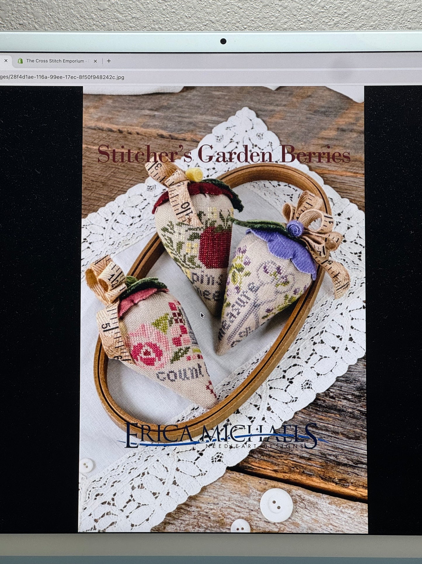 Stitcher's Garden Berries; Erica Michaels