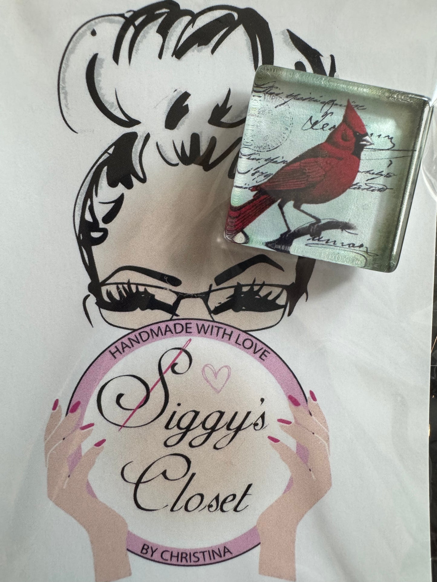 Cardinal Needle Minders